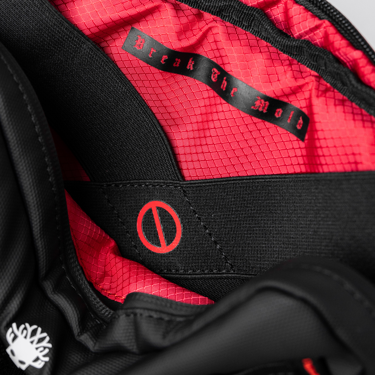 URBAN_PACK / RED